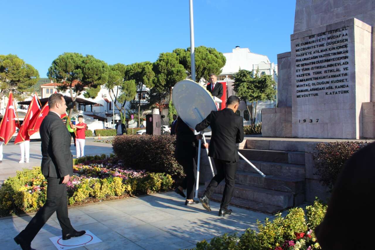 Muğla’da 24 Kasım Öğretmenler Günü Çelenk Töreni Düzenlendi 9